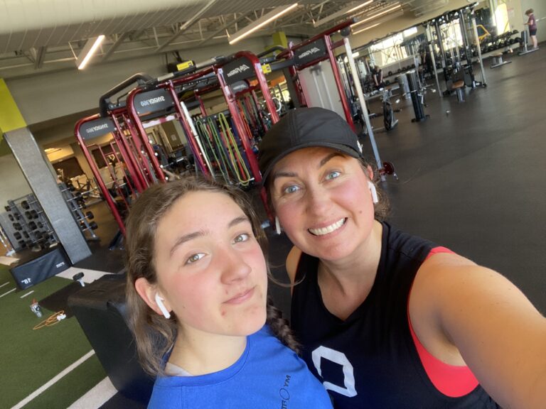 Raising Teenage Daughters to Be Confident in the Weight Room